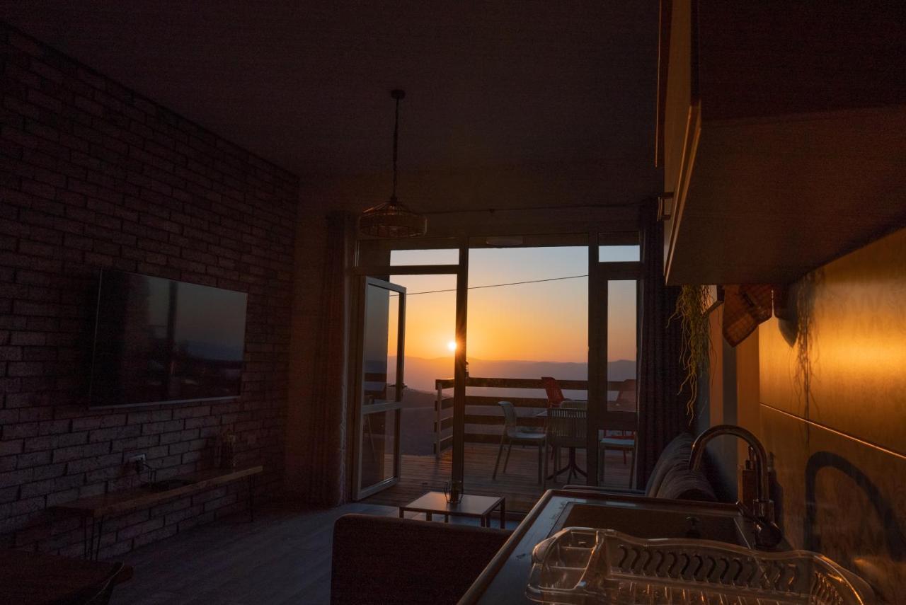 Sunset B&B Ein Kinya Exterior photo